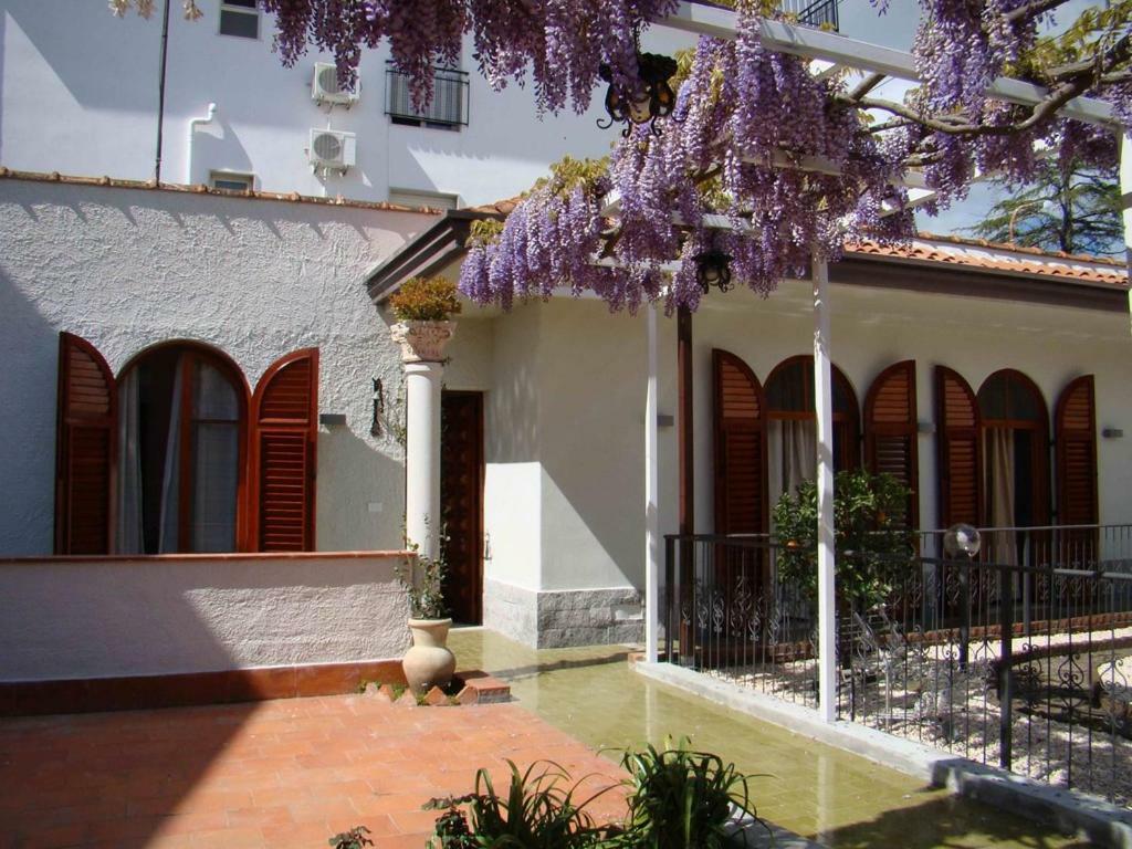 Angelina Holiday home *